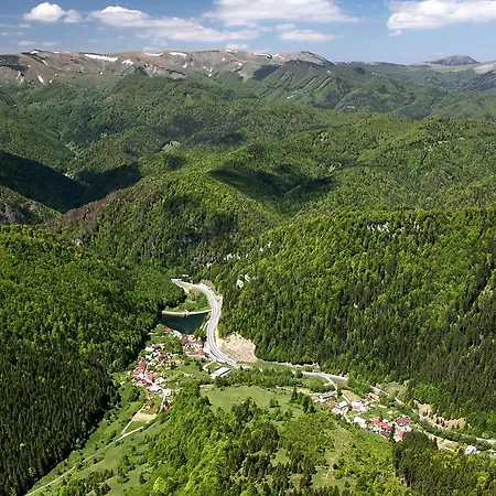 Domcek Adam A Eva Donovaly